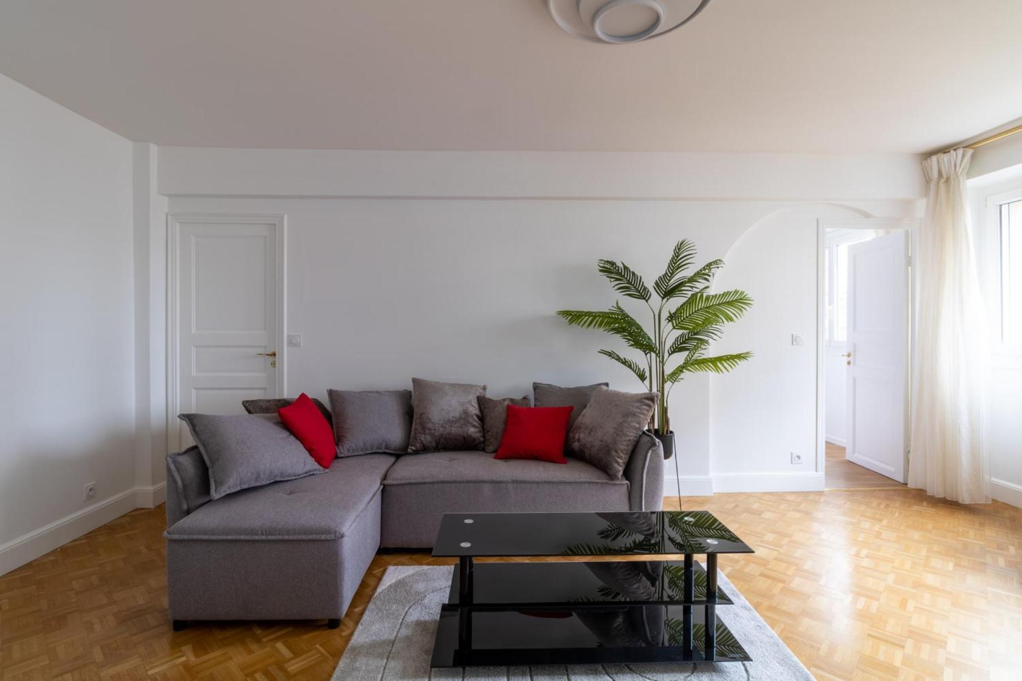 Boieldieu - Welkeys Apartment Puteaux